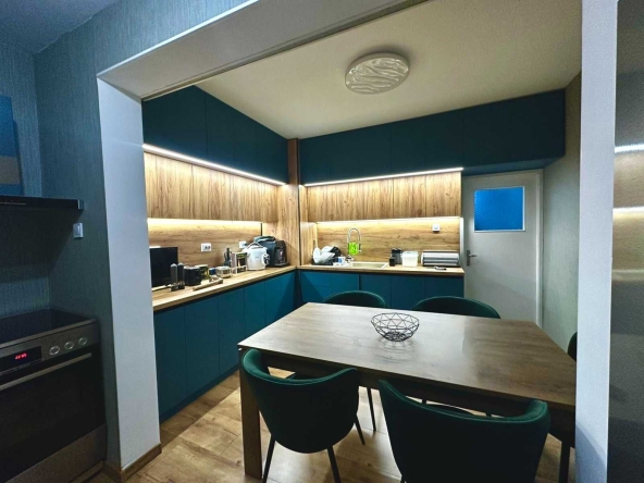 Тристаен апартамент в София, Младост 2 - 91 кв.м за 2517 €/кв.м - Снимка #1