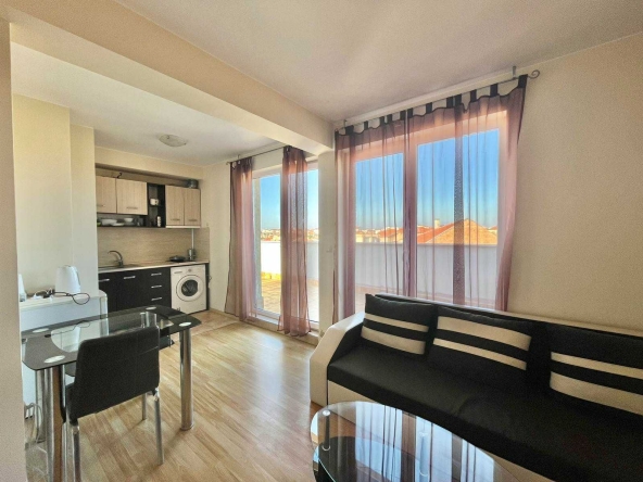 Двустаен апартамент в с. Равда, Област Бургас - 102 кв.м за 726 €/кв.м - Снимка #1