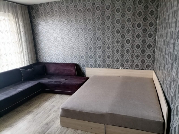 Дава се под наем Едностаен апартамент в Пловдив, Тракия - 44 кв.м за 250 € - Снимка #1