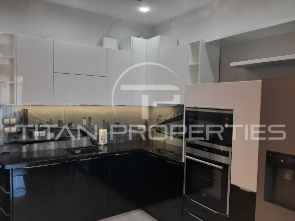 Двустаен апартамент в София, Оборище - 91 кв.м за 2836 €/кв.м - Снимка #1