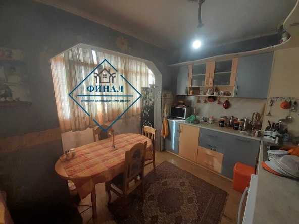 Многостаен апартамент в Шумен, Еверест - 106 кв.м за 693 €/кв.м - Снимка #1