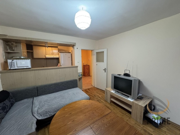 Дава се под наем Двустаен апартамент в Бургас, Възраждане - 53 кв.м за 306 € - Снимка #1