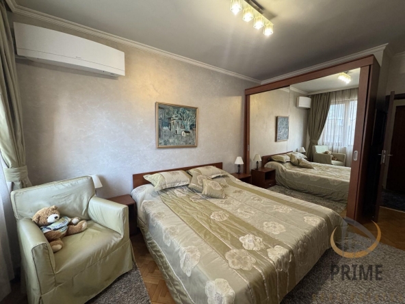 Многостаен апартамент в Бургас, Център - 120 кв.м за 2667 €/кв.м - Снимка #1