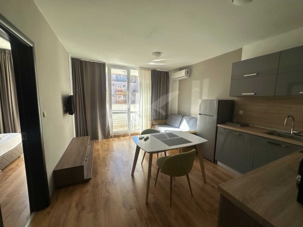 Двустаен апартамент в Поморие - 54 кв.м за 1556 €/кв.м - Снимка #1