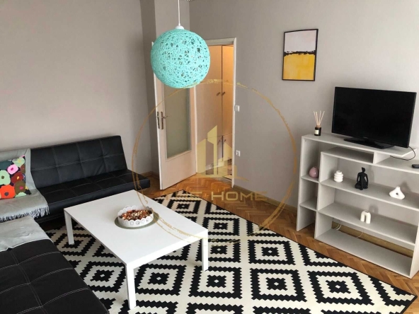 Дава се под наем Тристаен апартамент в Варна, Лятно кино Тракия - 65 кв.м за 216.75 € - Снимка #1