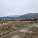 Парцел в Пловдив, Тракия - 1977 кв.м за 21 €/кв.м - Снимка #1