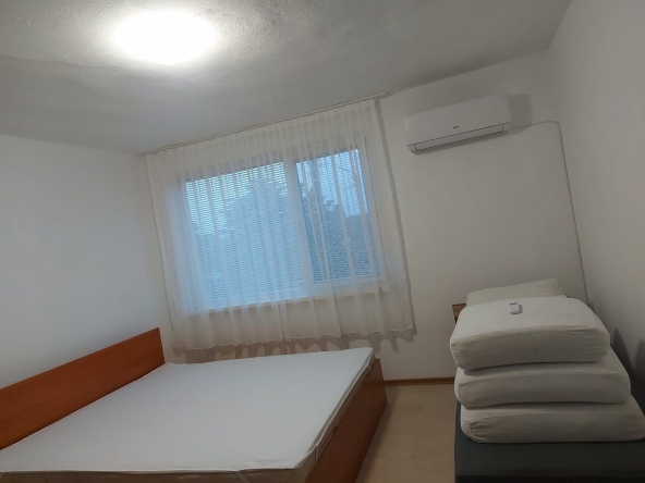 Дава се под наем Двустаен апартамент в с. Антимово, Област Видин - 50 кв.м за 204 € - Снимка #1