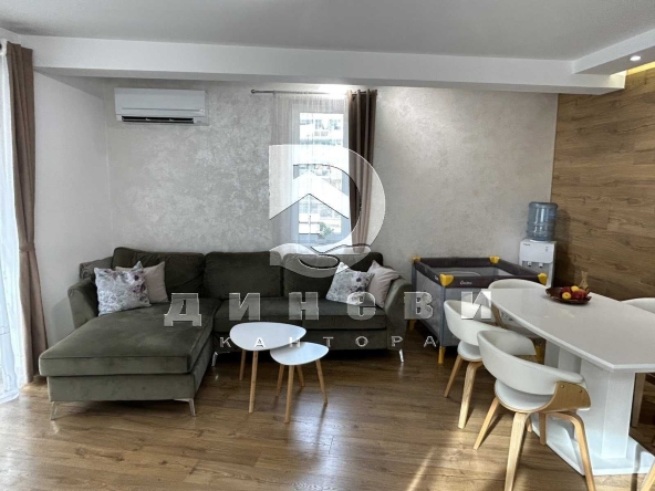 Тристаен апартамент в Стара Загора, Център - 115 кв.м за 1694 €/кв.м - Снимка #1