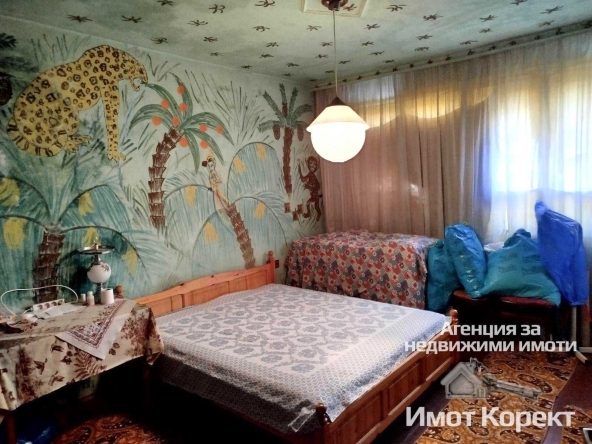 Етаж от къща в Асеновград - 140 кв.м за 715 €/кв.м - Снимка #1