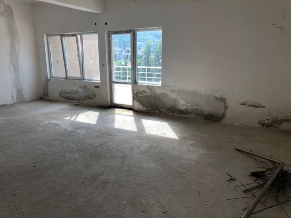 Двустаен апартамент в Асеновград - 60 кв.м за 1367 €/кв.м - Снимка #1