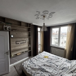 Четиристаен апартамент в Плевен, Сторгозия - 100 кв.м за 1550 €/кв.м - Снимка #1