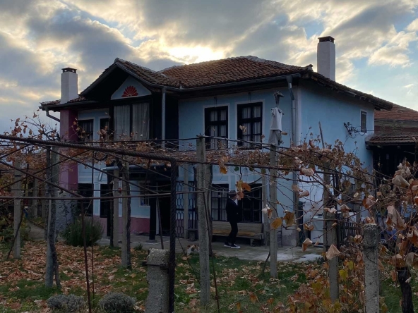 Къща в с. Певците, Област Пловдив - 130 кв.м за 384 €/кв.м - Снимка #1