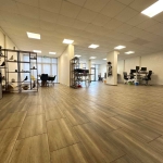 Дава се под наем Офис в Велико Търново, Колю Фичето - 150 кв.м за 765 € - Снимка #1