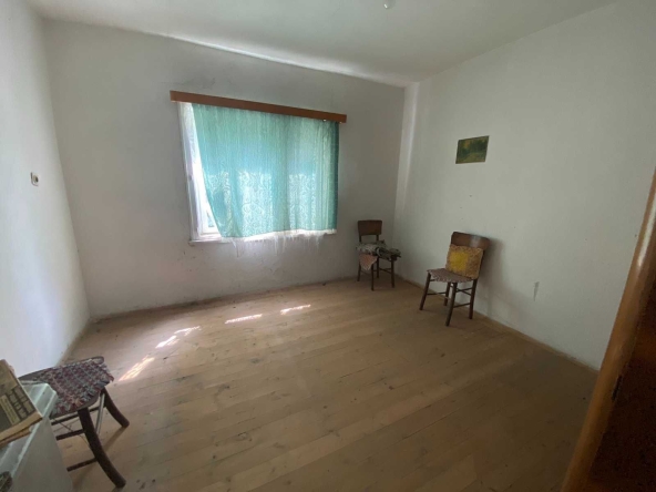 Къща в с. Хирево, Област Габрово - 100 кв.м за 204 €/кв.м - Снимка #1