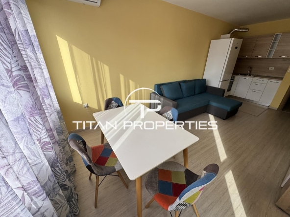 Дава се под наем Двустаен апартамент в Бургас, Меден рудник - зона В - 65 кв.м за 357 € - Снимка #1