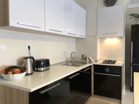 Тристаен апартамент в Силистра, Център - 90 кв.м за 1278 €/кв.м - Снимка #1