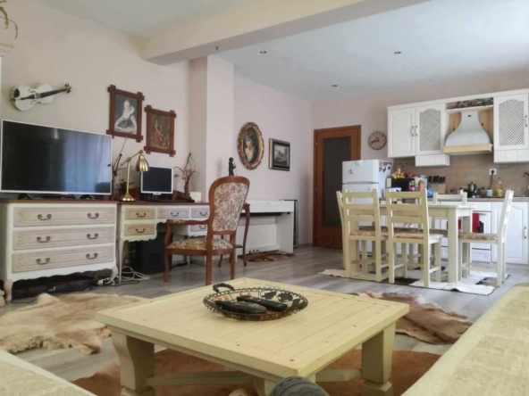 Дава се под наем Двустаен апартамент в Бургас, Сарафово - 75 кв.м за 400 € - Снимка #1