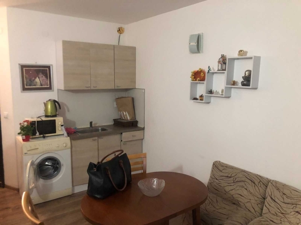 Дава се под наем Едностаен апартамент в Бургас, Сарафово - 42 кв.м за 200 € - Снимка #1