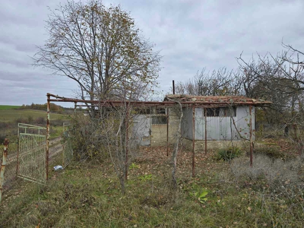 Парцел в Варна, Левски - 600 кв.м за 39 €/кв.м - Снимка #1