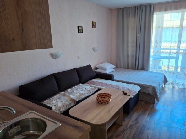 Дава се под наем Едностаен апартамент в Поморие - 40 кв.м за 250 € - Снимка #1