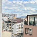 Тристаен апартамент в Варна, Погреби - 97 кв.м за 1568 €/кв.м - Снимка #1