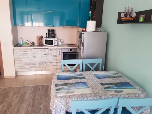 Дава се под наем Двустаен апартамент в Бургас, Сарафово - 65 кв.м за 450 € - Снимка #1