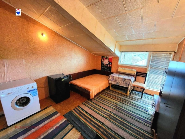 Дава се под наем Ателие в Русе, Дружба 2 - 25 кв.м за 102 € - Снимка #1