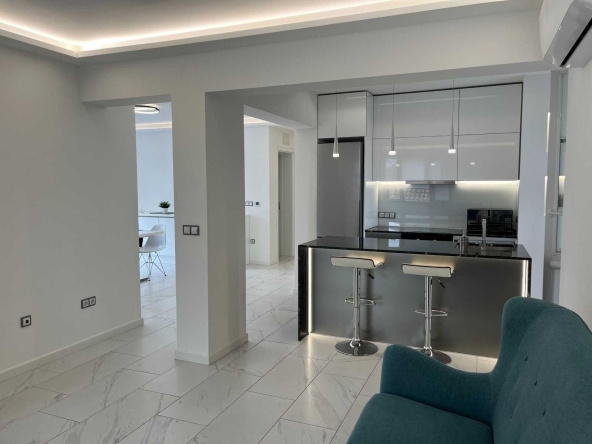 Тристаен апартамент в София, Изток - 90 кв.м за 1556 €/кв.м - Снимка #1