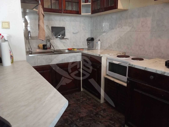 Дава се под наем Двустаен апартамент в Варна, Окръжна болница - 80 кв.м за 325 € - Снимка #1