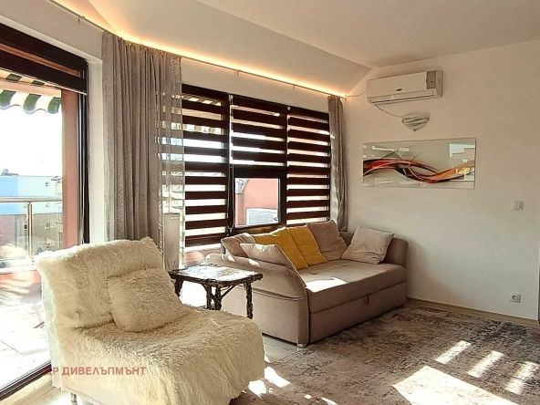 Дава се под наем Двустаен апартамент в Несебър - 86 кв.м за 305.49 € - Снимка #1