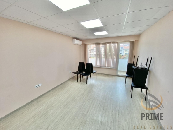 Многостаен апартамент в Бургас, Възраждане - 98 кв.м за 1419 €/кв.м - Снимка #1