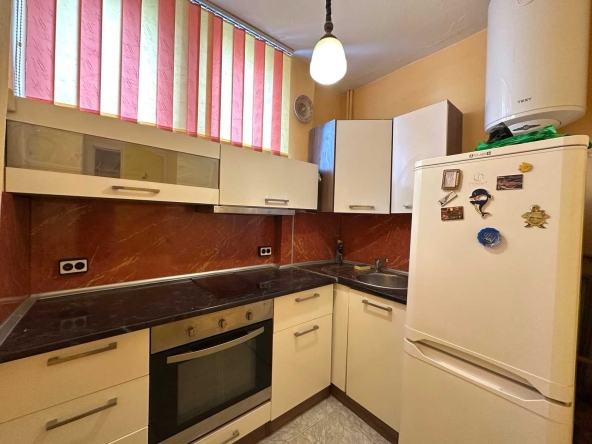 Тристаен апартамент в Велико Търново, Колю Фичето - 74 кв.м за 1602 €/кв.м - Снимка #1