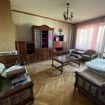 Дава се под наем Четиристаен апартамент в Варна, Цветен квартал - 75 кв.м за 375 € - Снимка #1