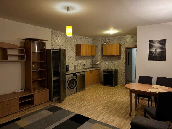 Дава се под наем Двустаен апартамент в Бургас, Възраждане - 70 кв.м за 350 € - Снимка #1