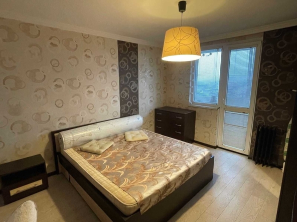 Дава се под наем Двустаен апартамент в София, Гоце Делчев - 68 кв.м за 500 € - Снимка #1