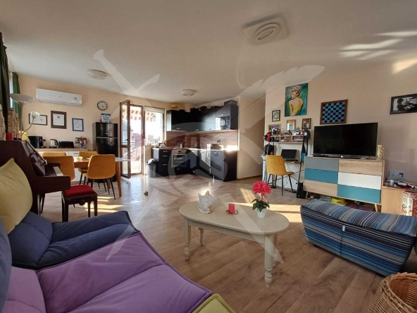 Тристаен апартамент в Несебър - 116 кв.м за 2328 €/кв.м - Снимка #1