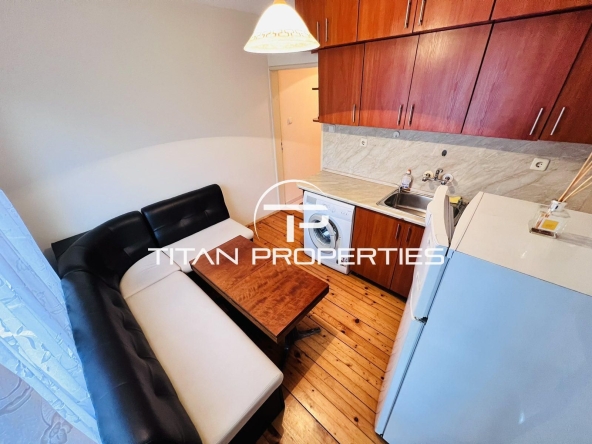 Дава се под наем Двустаен апартамент в Бургас, Братя Миладинови - 64 кв.м за 255 € - Снимка #1