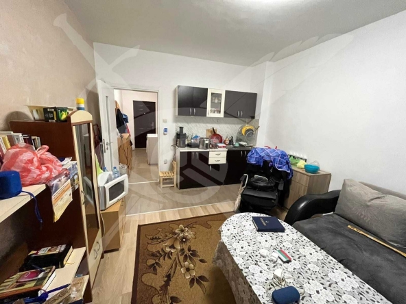 Дава се под наем Двустаен апартамент в Пловдив, Тракия - 50 кв.м за 98000 € - Снимка #1