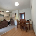 Дава се под наем Двустаен апартамент в Варна, Колхозен пазар - 60 кв.м за 325 € - Снимка #1