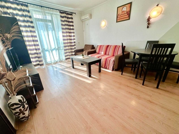 Двустаен апартамент в к.к. Слънчев бряг - 85 кв.м за 977 €/кв.м - Снимка #1