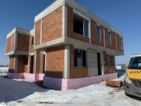 Къща в София, Студентски град - 180 кв.м за 1534 €/кв.м - Снимка #1