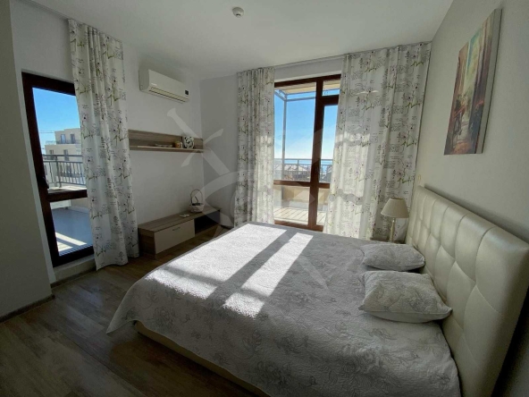Тристаен апартамент в Свети Влас - 96 кв.м за 1407 €/кв.м - Снимка #1
