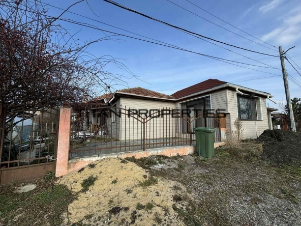 Къща в Бургас, Долно Езерово - 130 кв.м за 924 €/кв.м - Снимка #1