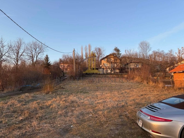 Парцел в с. Дивотино, Област Перник - 600 кв.м за 72 €/кв.м - Снимка #1