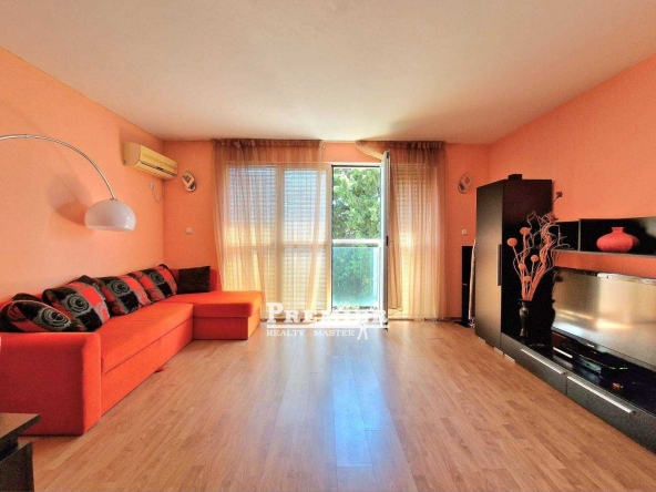 Тристаен апартамент в с. Равда, Област Бургас - 110 кв.м за 1046 €/кв.м - Снимка #1