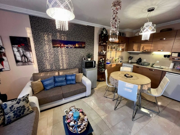 Двустаен апартамент в к.к. Слънчев бряг - 72 кв.м за 1292 €/кв.м - Снимка #1