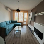 Двустаен апартамент в Плевен, Идеален център - 72 кв.м за 2056 €/кв.м - Снимка #1