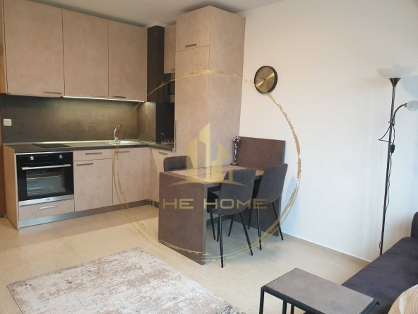 Дава се под наем Двустаен апартамент в Варна, Левски - 67 кв.м за 700 € - Снимка #1