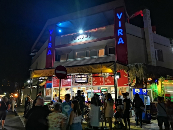 Дава се под наем Заведение в к.к. Слънчев бряг - 100 кв.м за 20000 € - Снимка #1