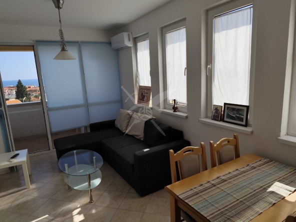 Къща в Обзор - 277 кв.м за 928 €/кв.м - Снимка #1